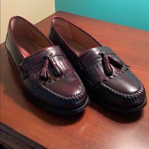 Beautiful Bass Leather Loafers